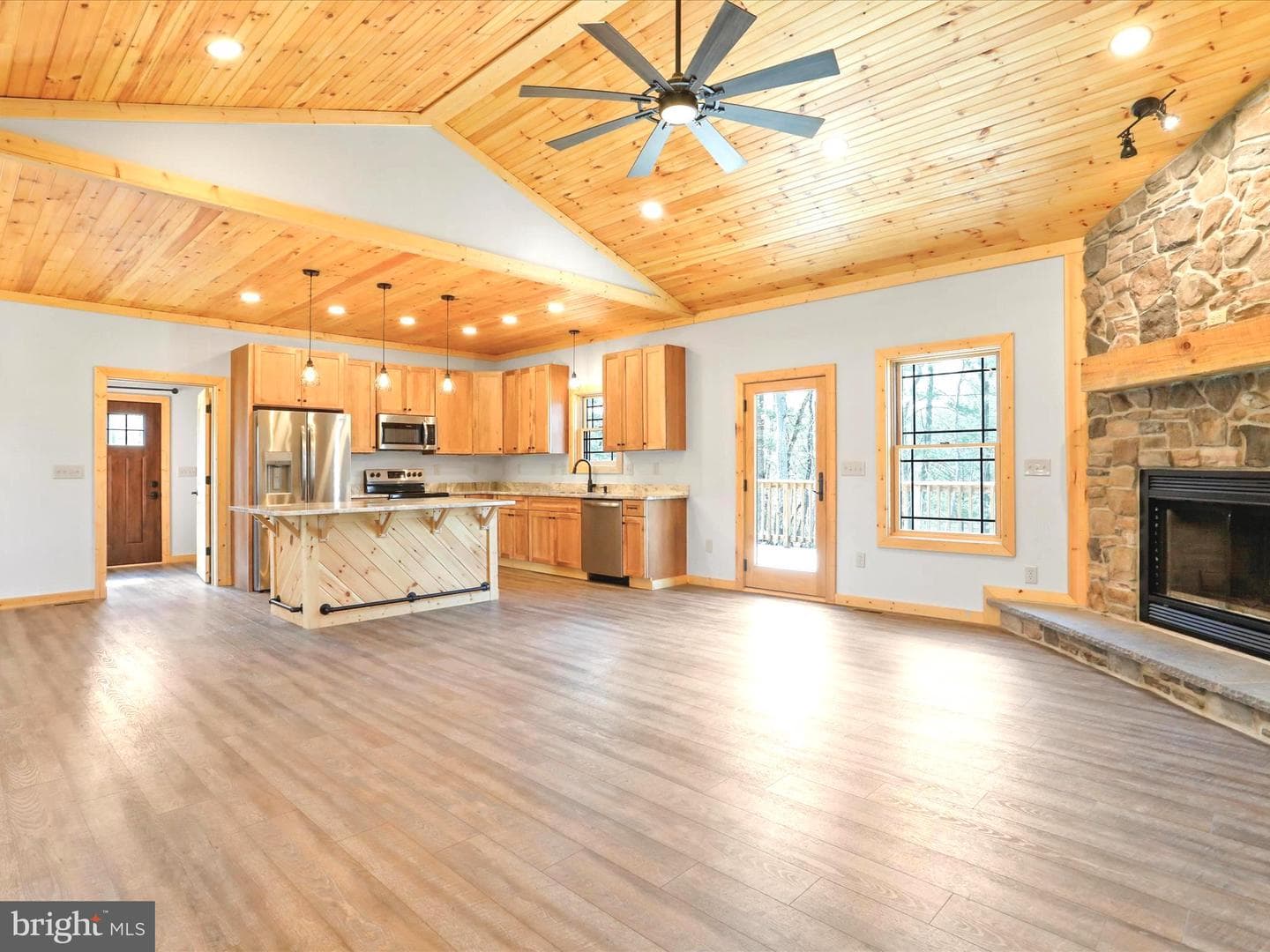 227 Key Pine Lane photo 2