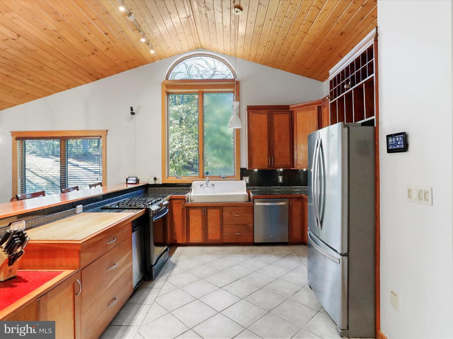 1580 Gaither Road photo 13