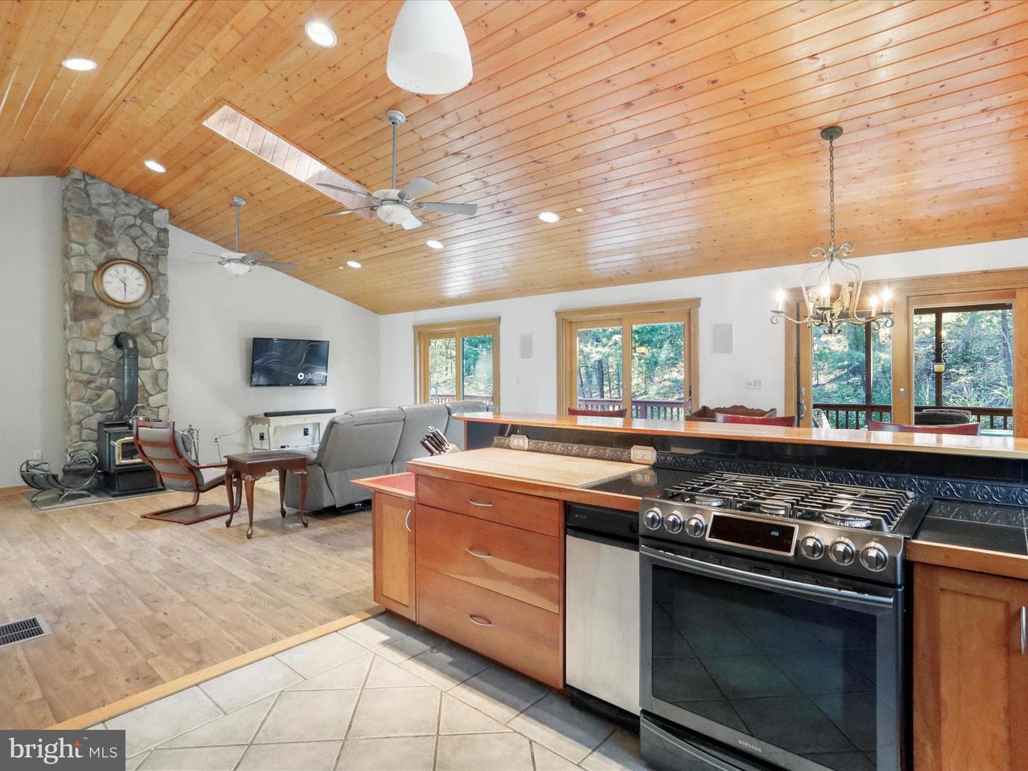 1580 Gaither Road photo 15