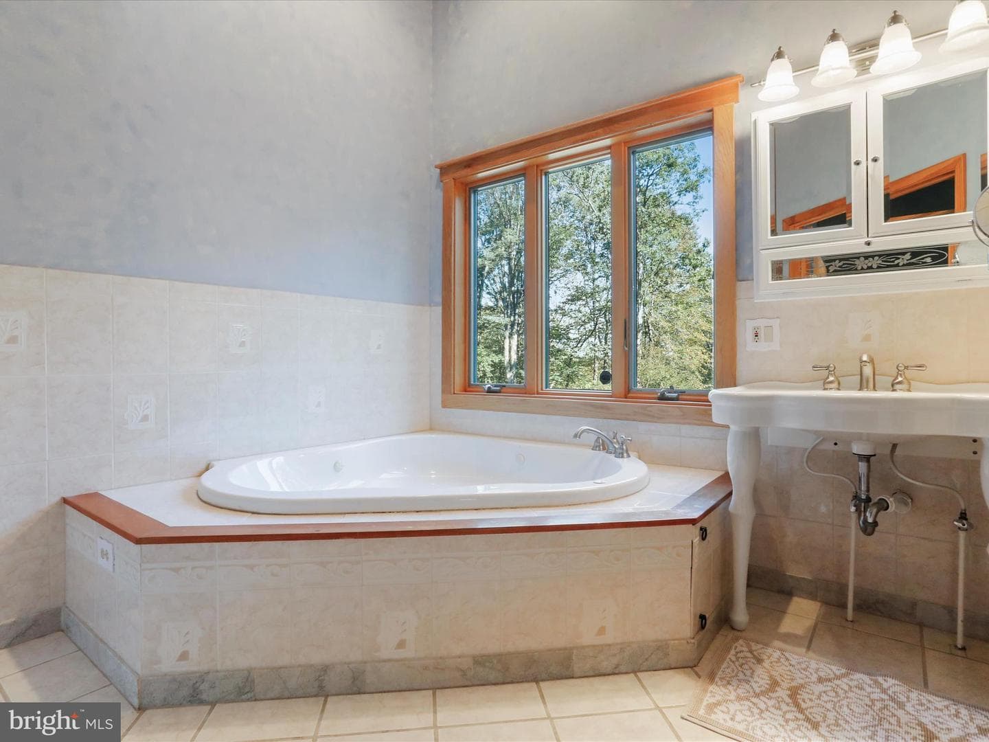 1580 Gaither Road photo 26
