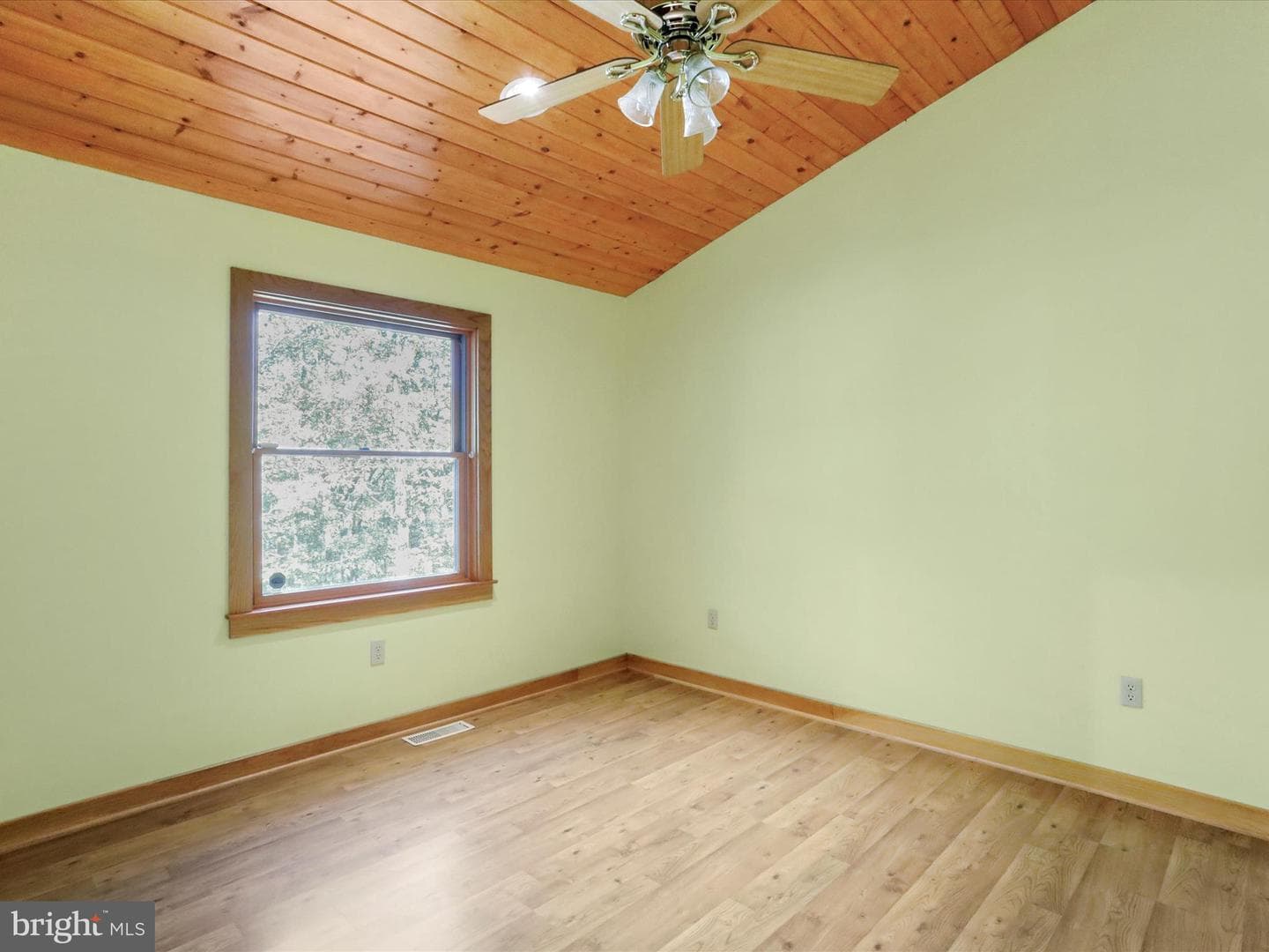 1580 Gaither Road photo 28