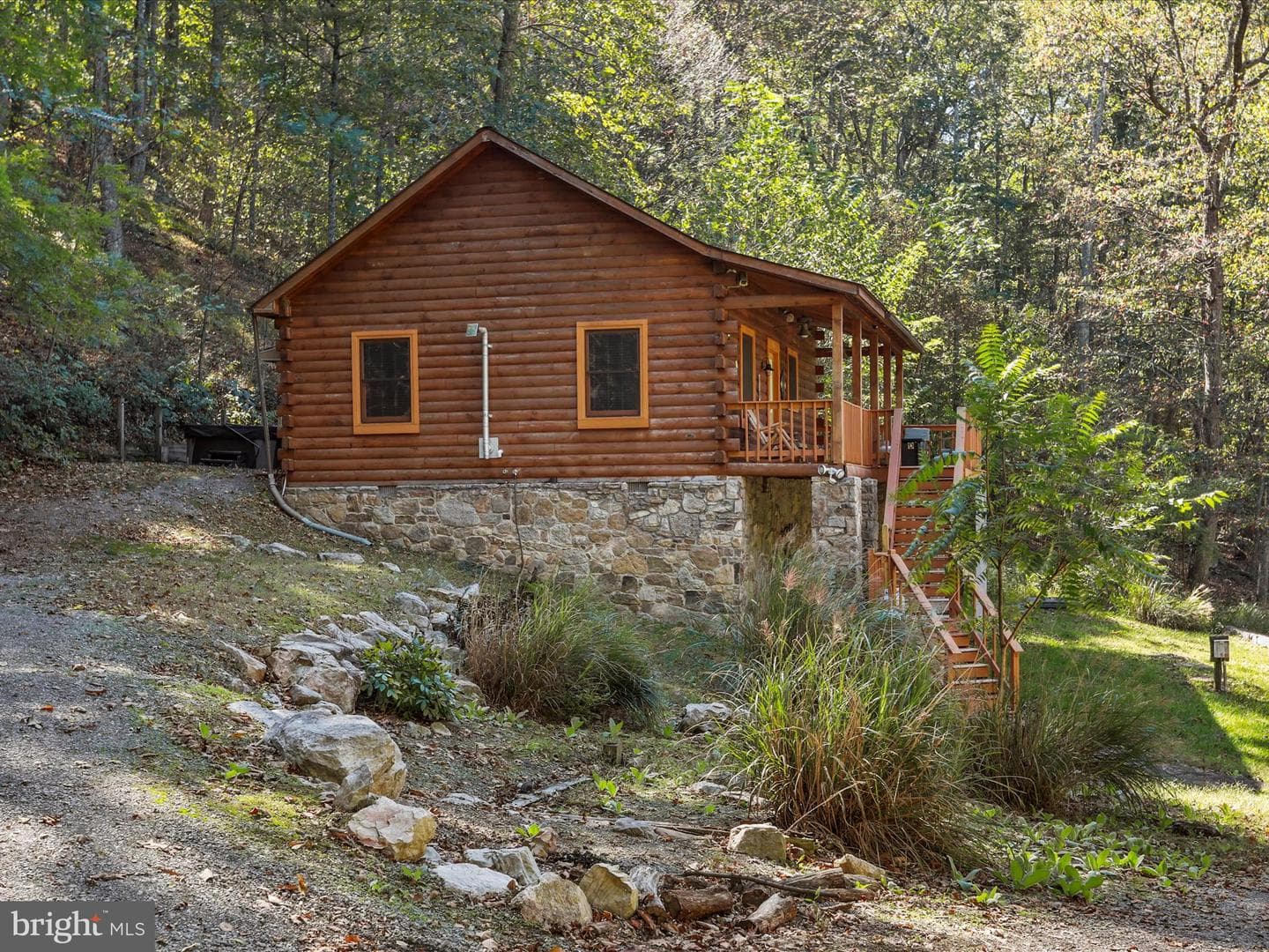 566 Rouse Mountain Road photo 2