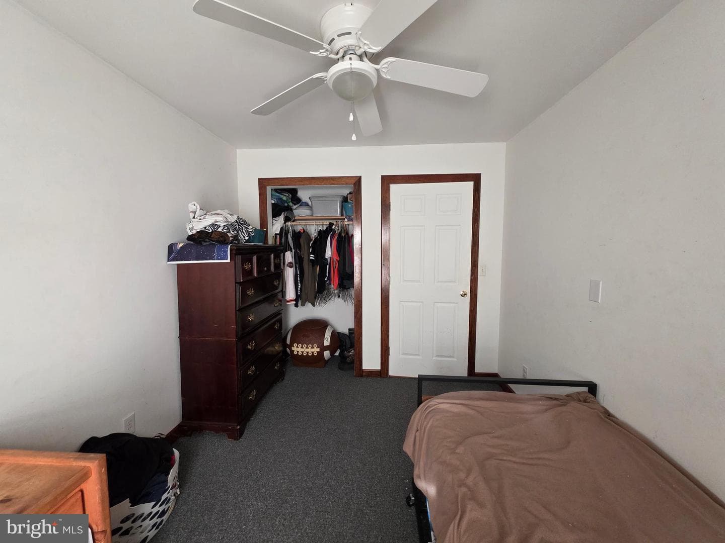 193 Idris Lane photo 32