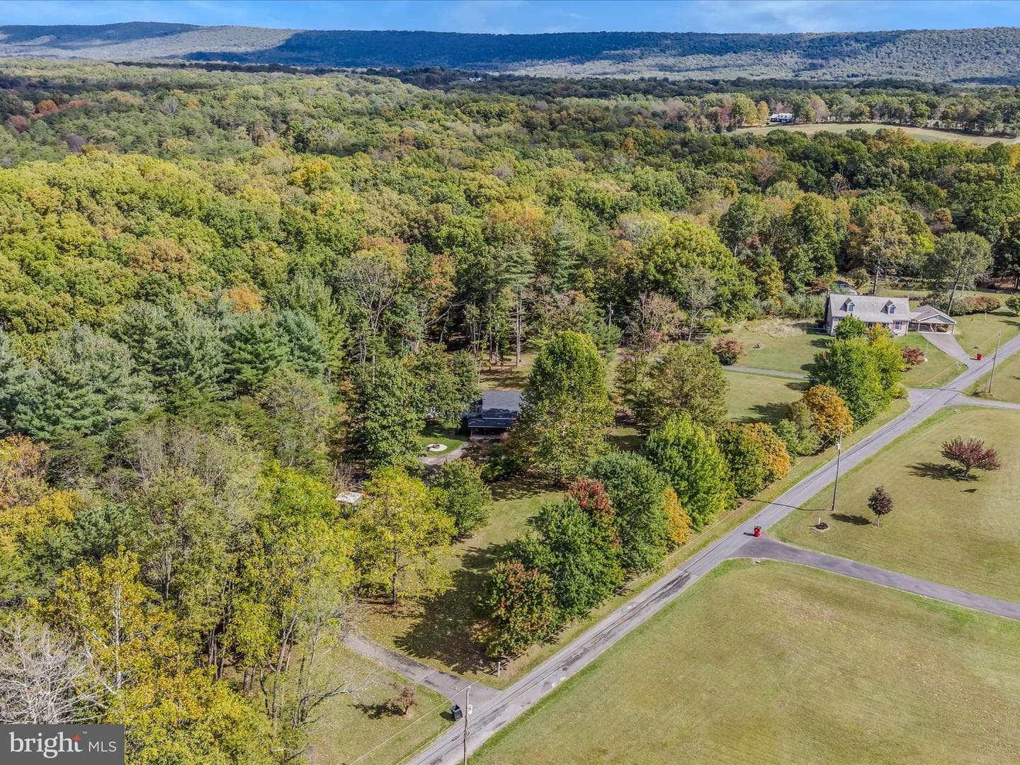 269 Mountain Laurel Drive photo 40