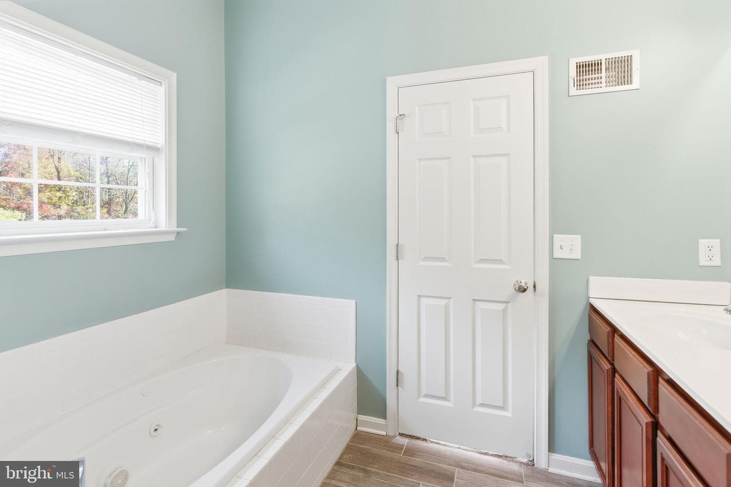 24 Green Oak Lane photo 33