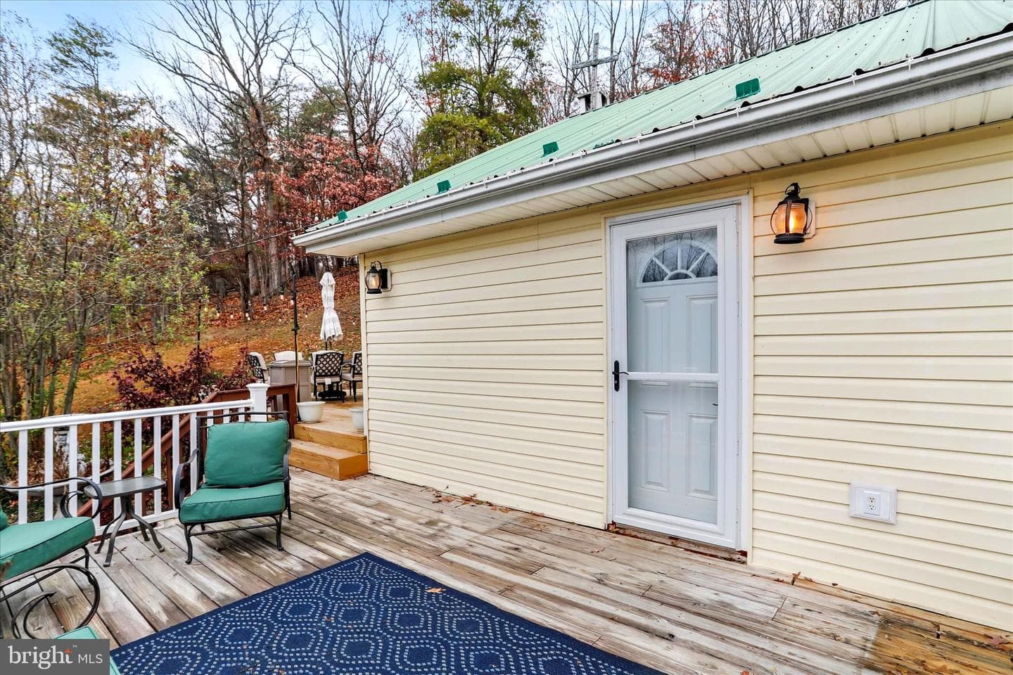 571 Martinsburg Road photo 6