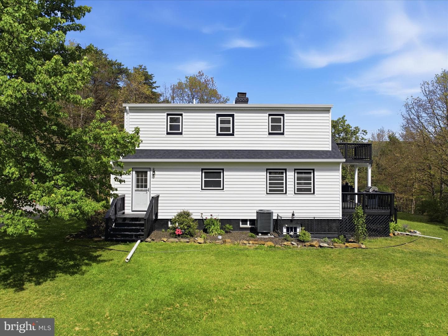 654 Soper Lane photo 10