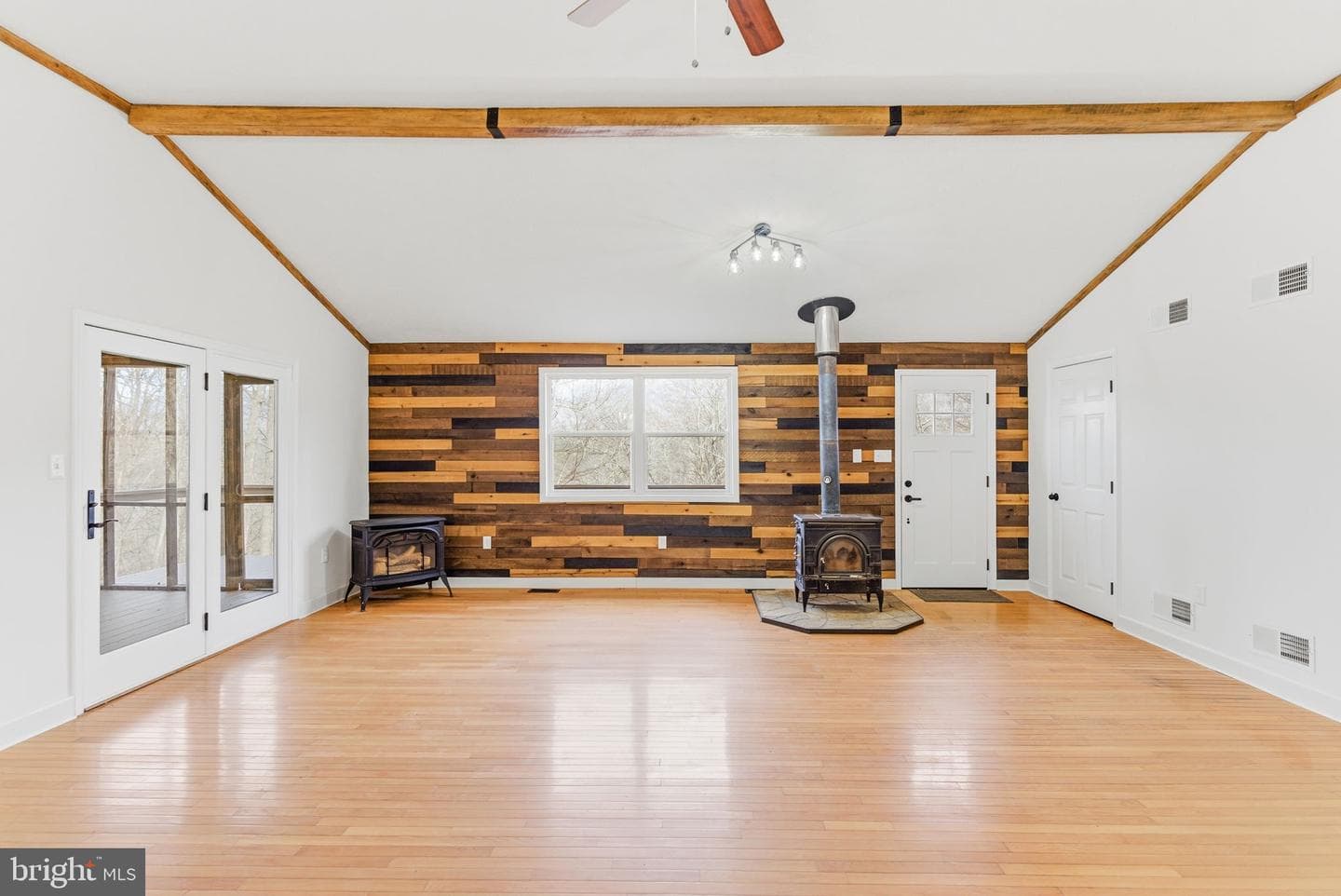 168 Pioneer Trail photo 48
