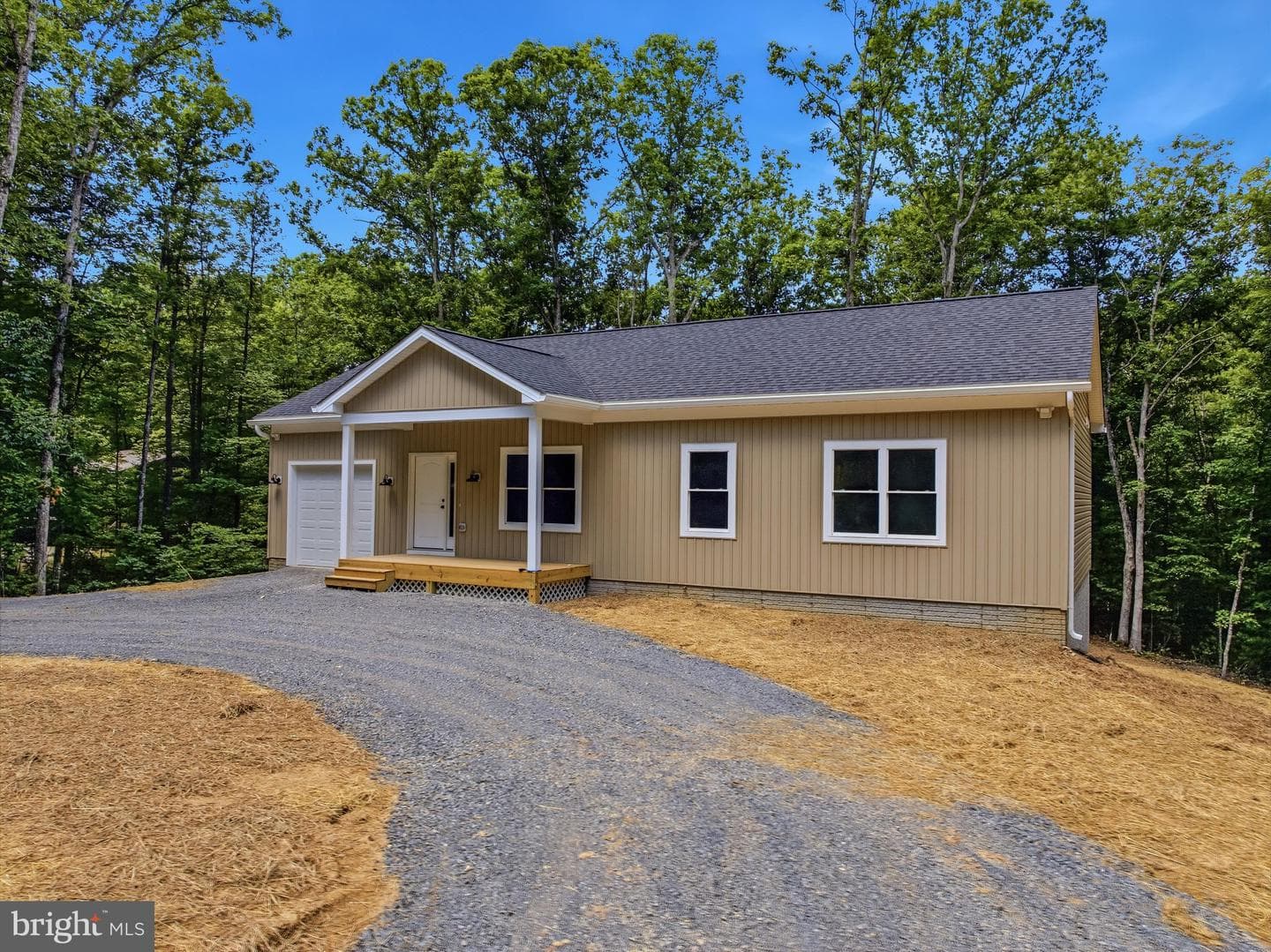 523 Oak Hill Road photo 3