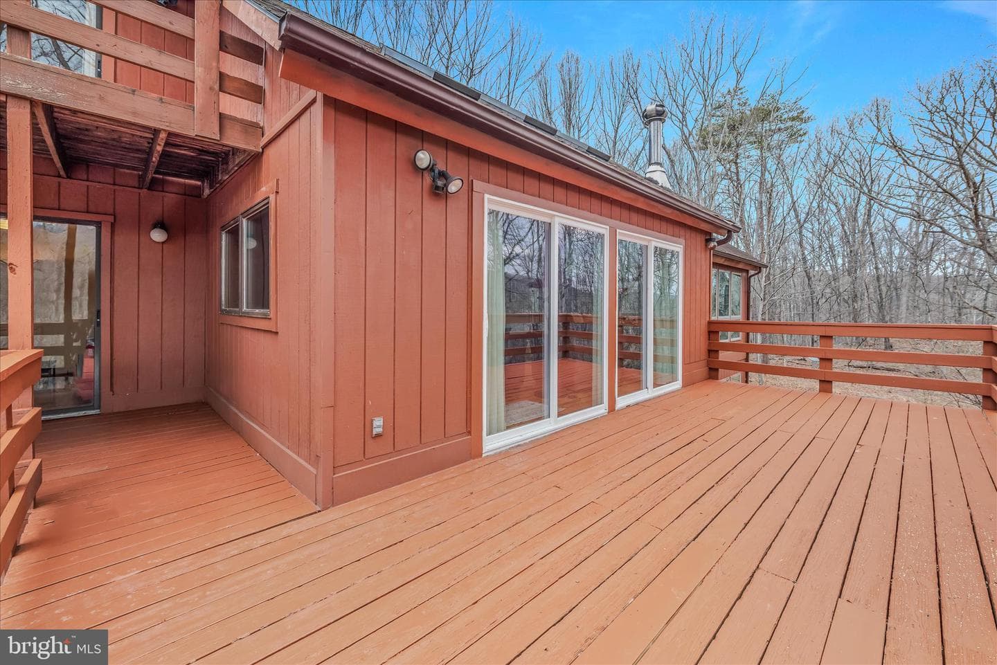 139 Cardinal Lane photo 44