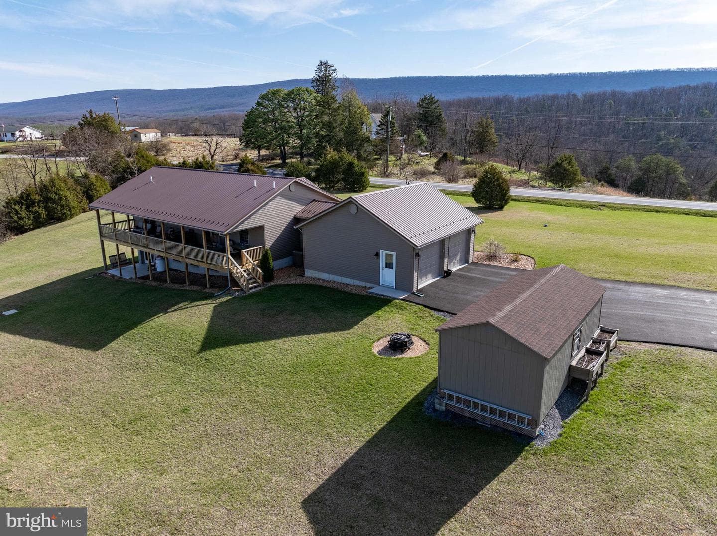 10 Jordan Hollow Lane photo 3