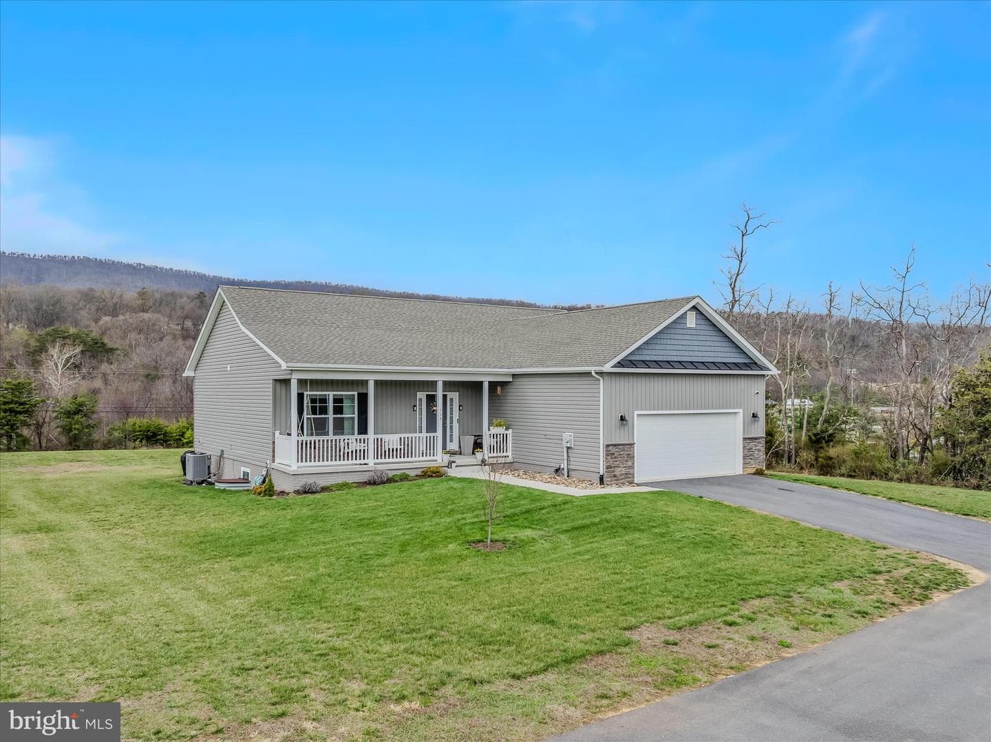 117 Mickey Mantle Court photo 2