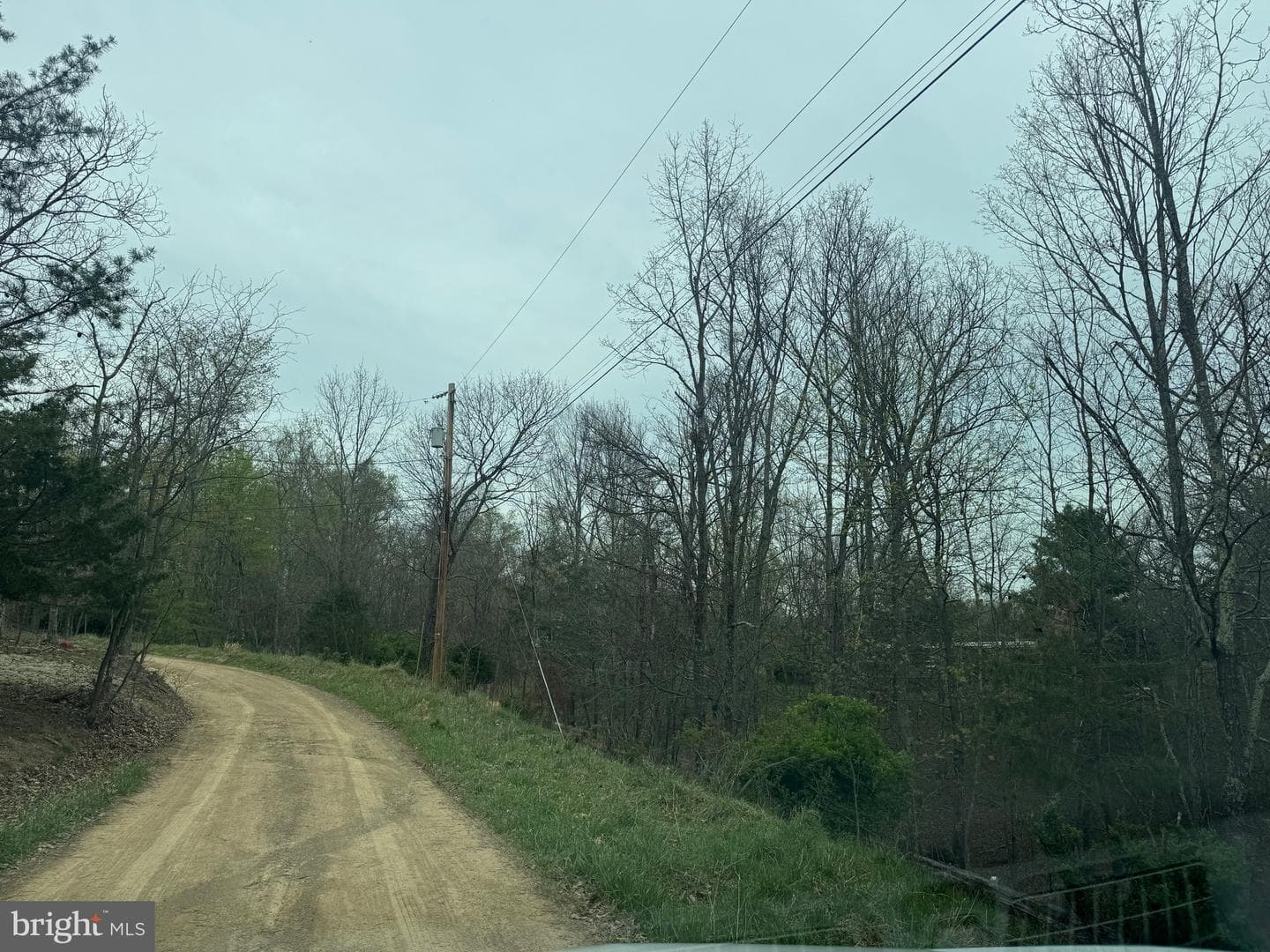 1821 Bears Lope Lane photo 2