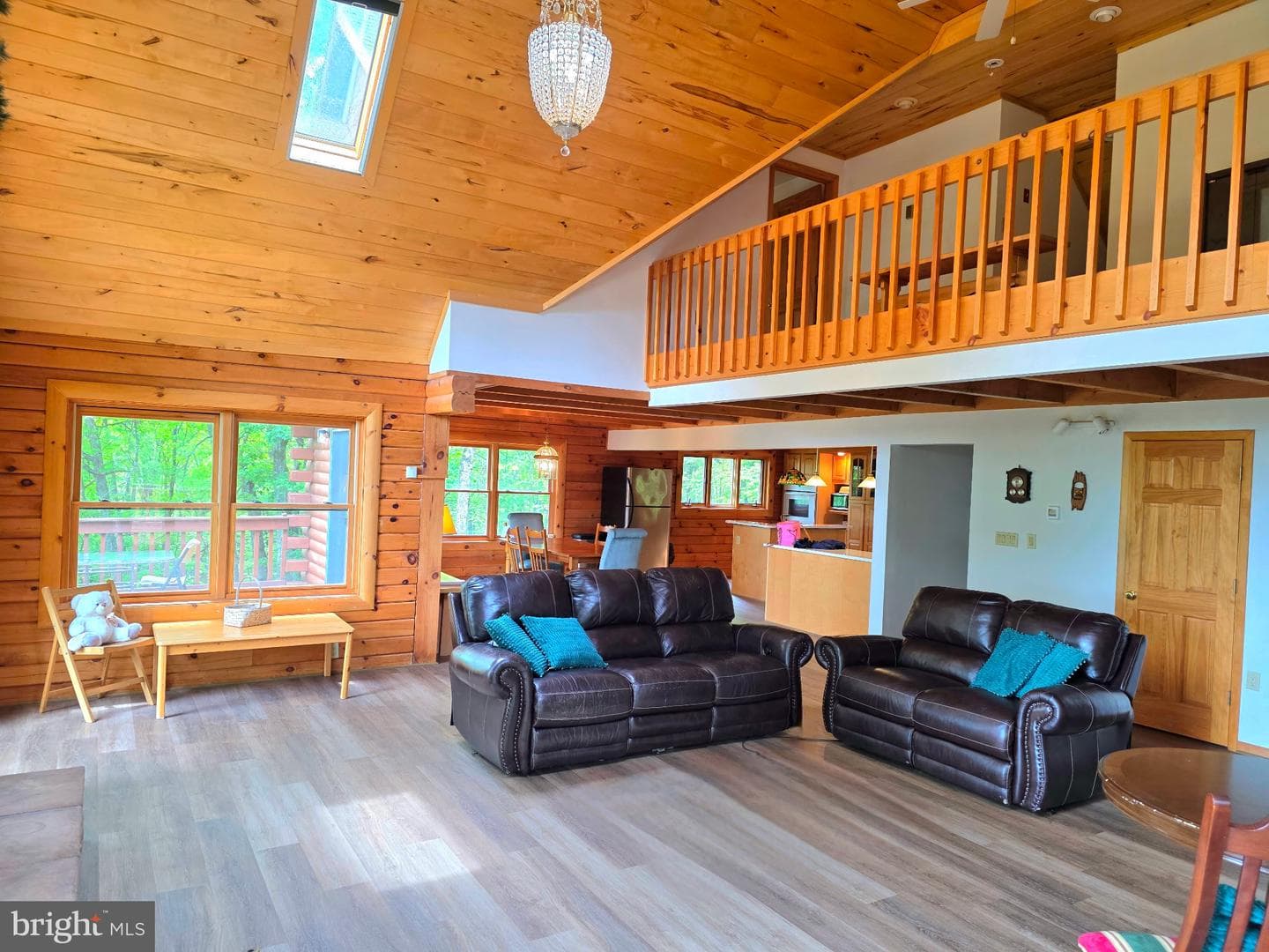1052 Parkside Drive photo 10