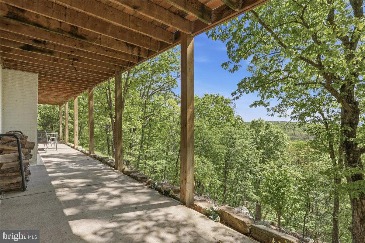 1052 Parkside Drive photo 36