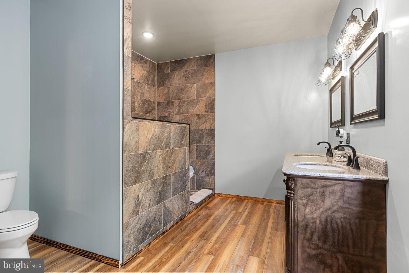 859 Hank Lane photo 16