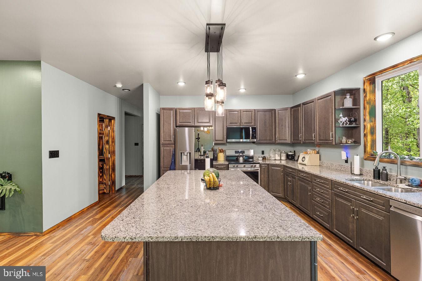 859 Hank Lane photo 7
