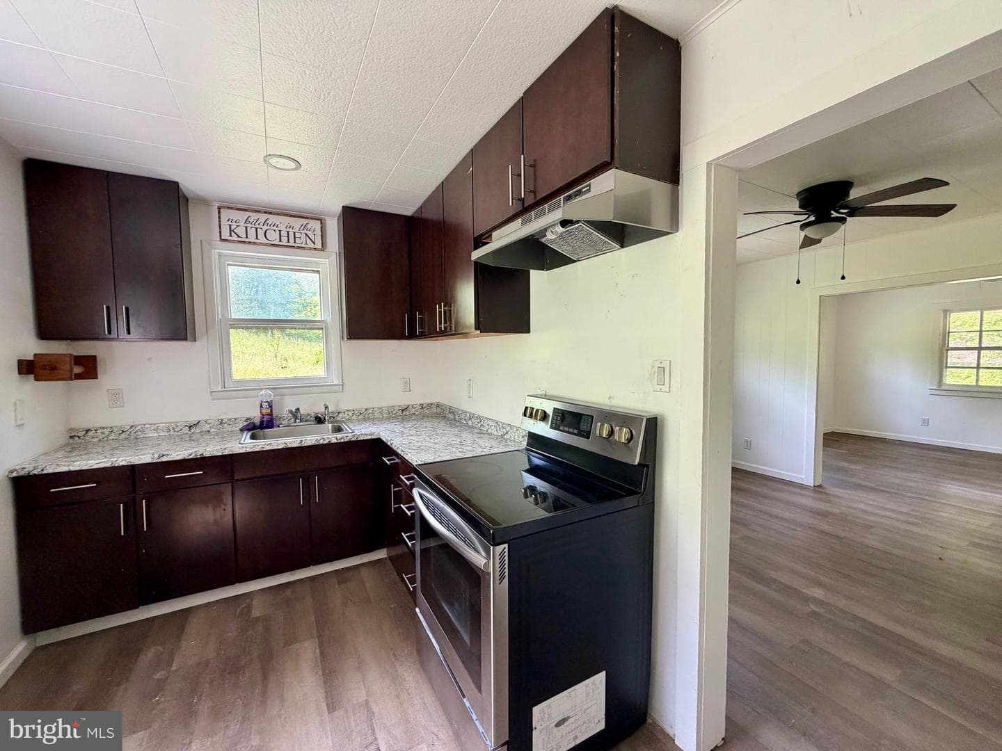 45 Pansy Lane photo 18