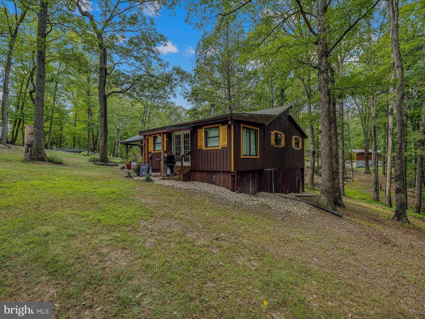 237 Redbud Ln photo 33
