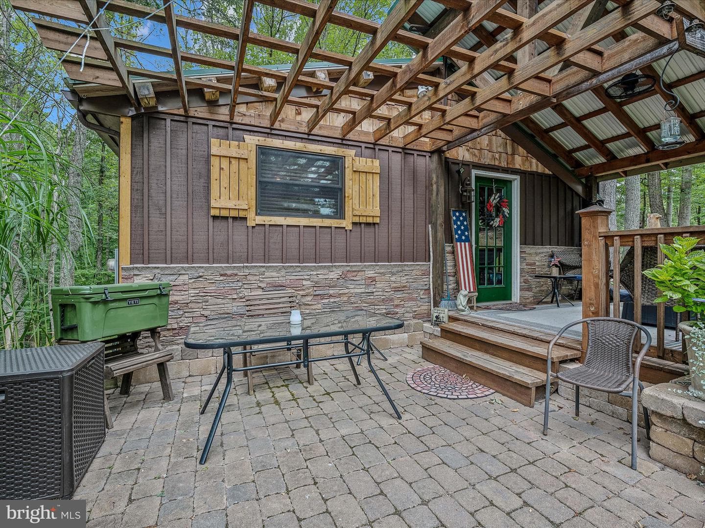 237 Redbud Ln photo 7