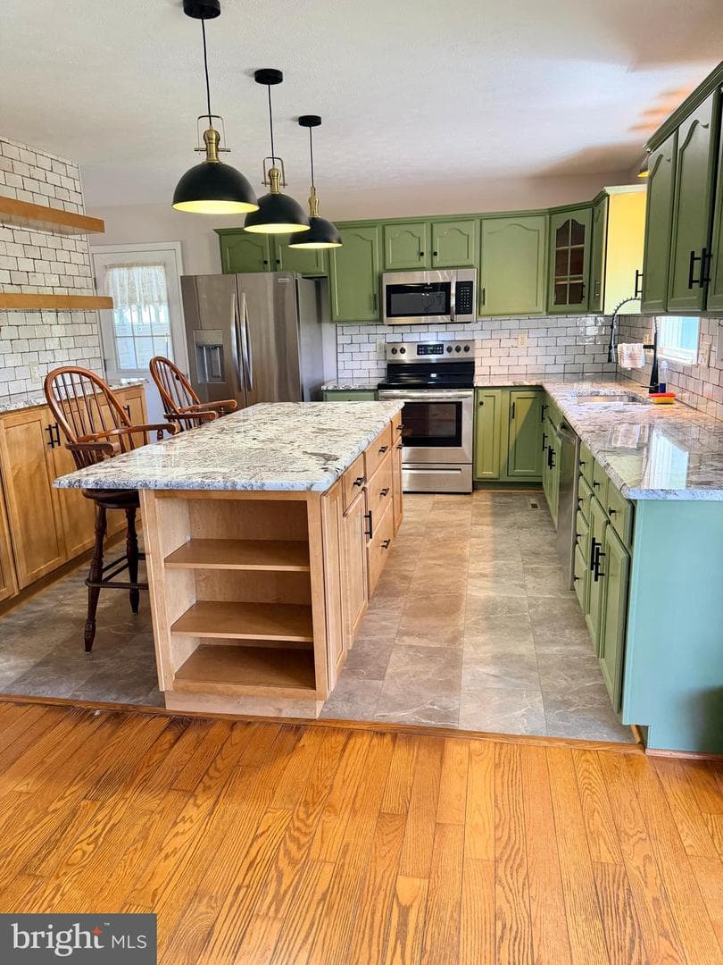50 Teaberry Lane photo 3