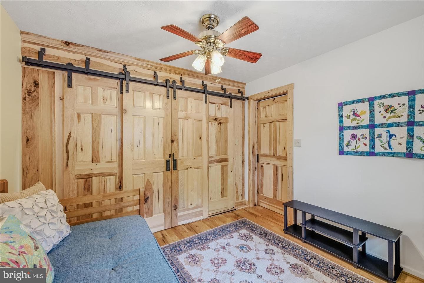 110 Montevideo Road photo 23