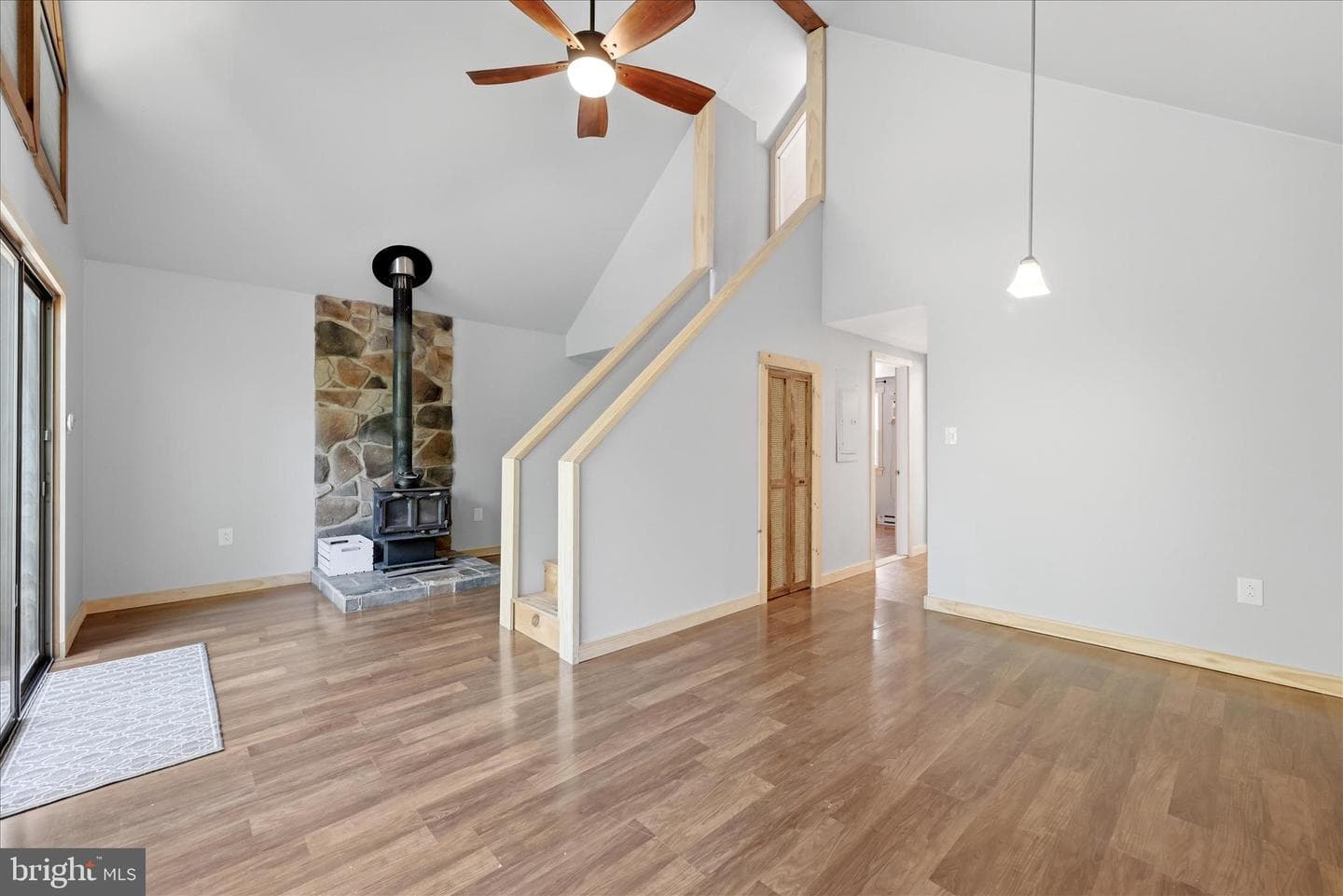 185 Plum Tree Lane photo 5