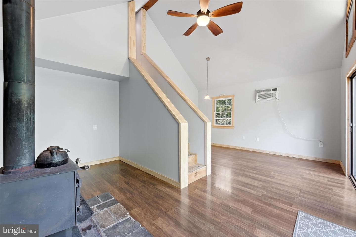 185 Plum Tree Lane photo 6
