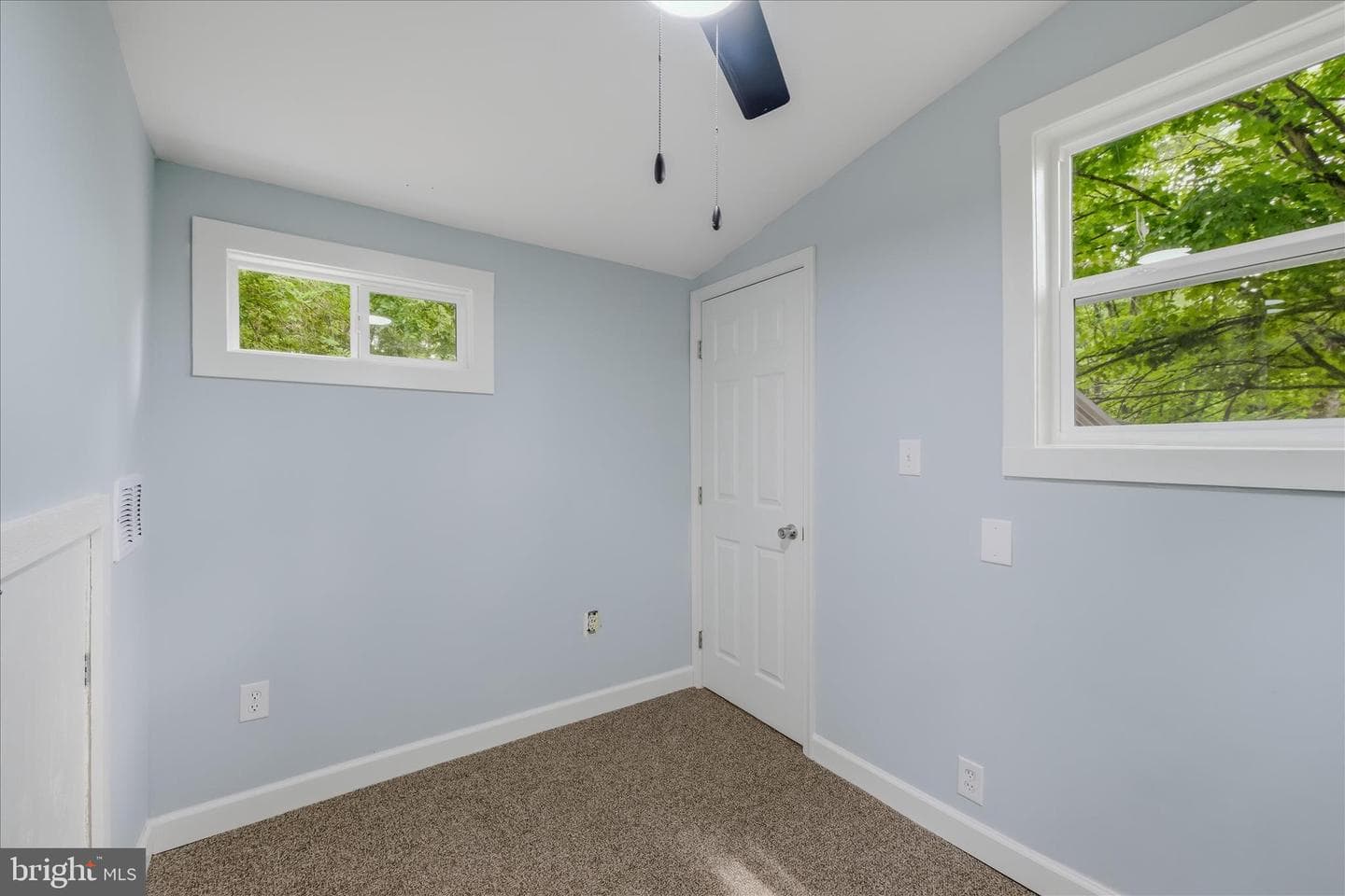 64 Hobday Lane photo 28
