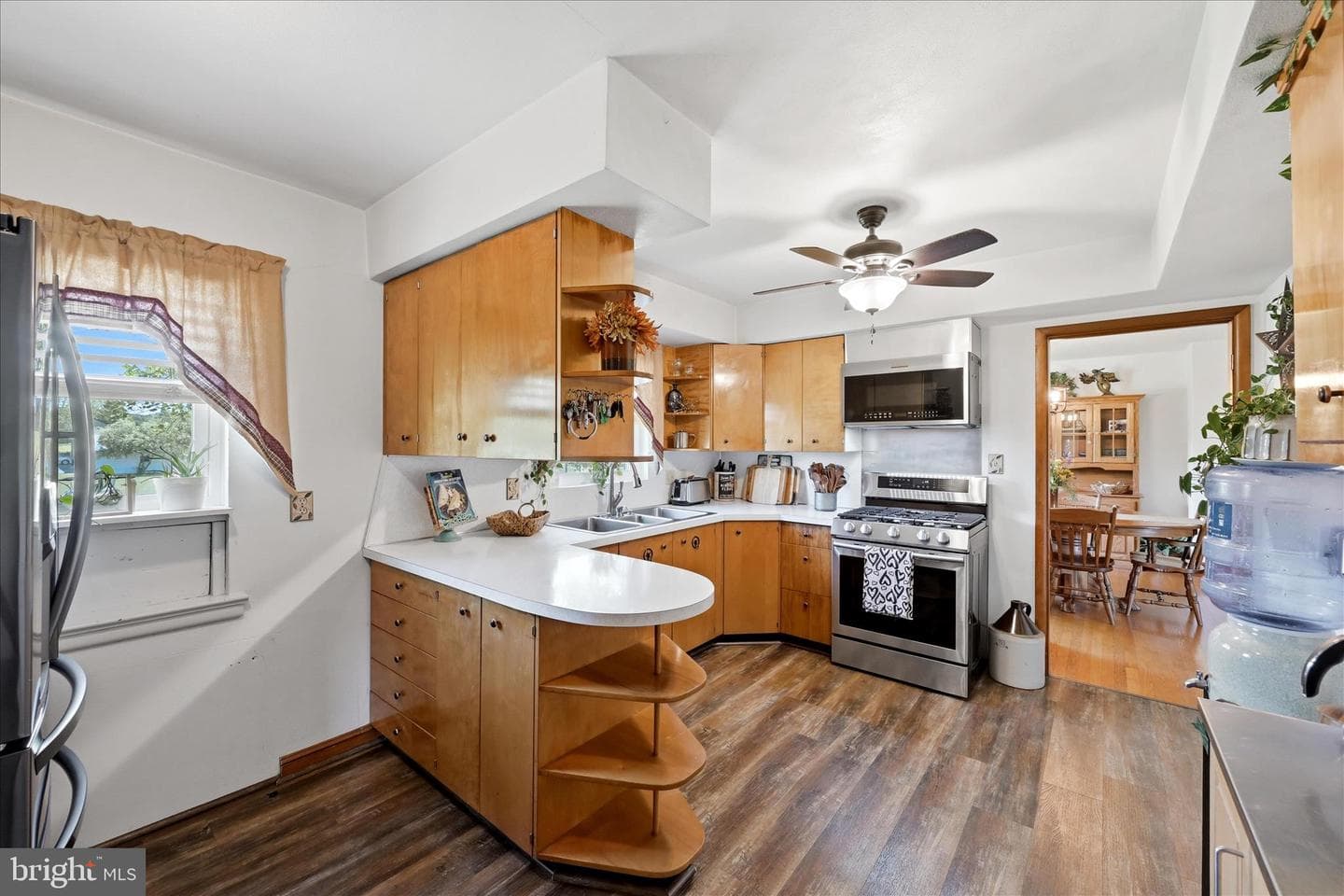 9581 Valley Road photo 10