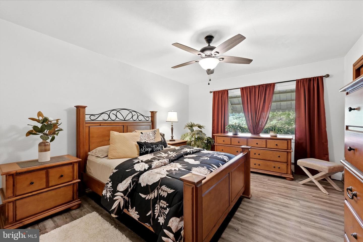 9581 Valley Road photo 30