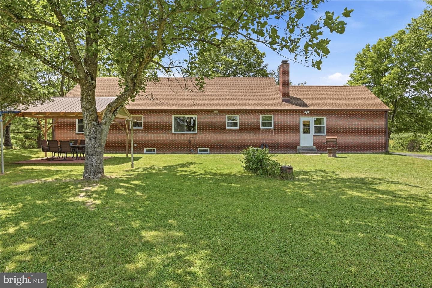 9581 Valley Road photo 58