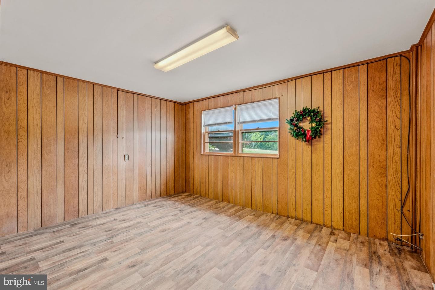 381 Grove Heights Road photo 23