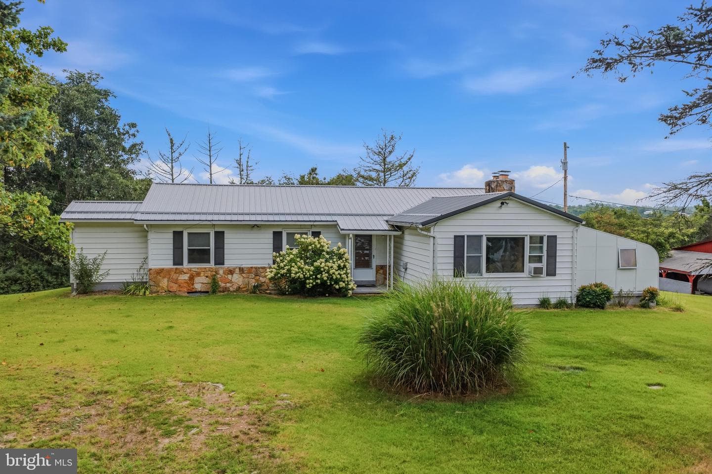 2712 Fairview Drive photo 1