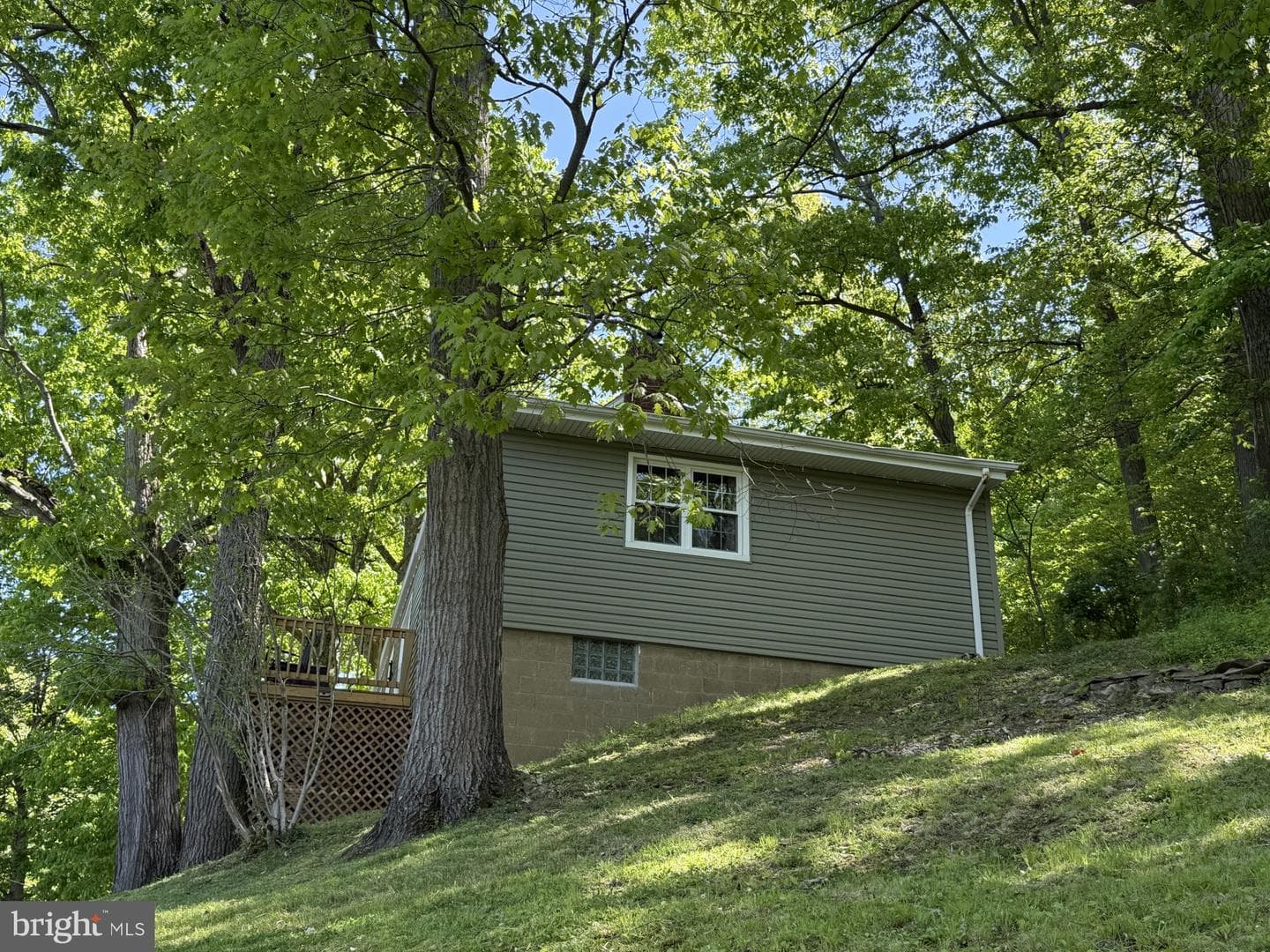 32 Fairfax Drive, Wheeling