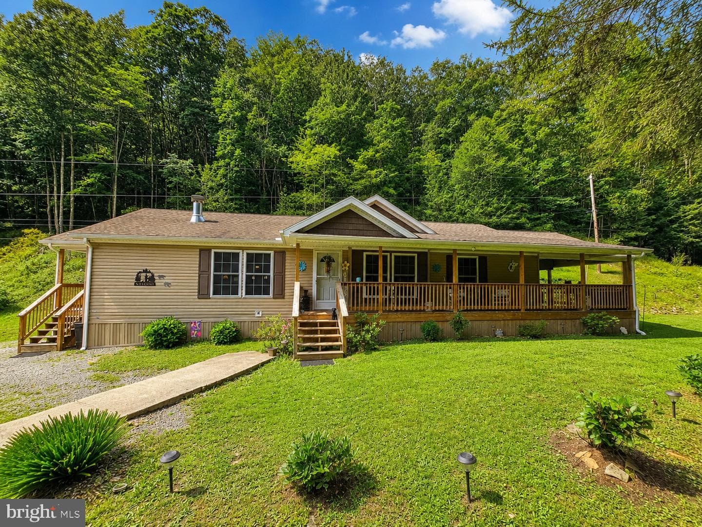 14107 Back Mountain Rd. photo 1