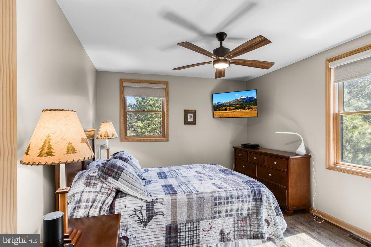 442 Grosbeak Drive photo 34
