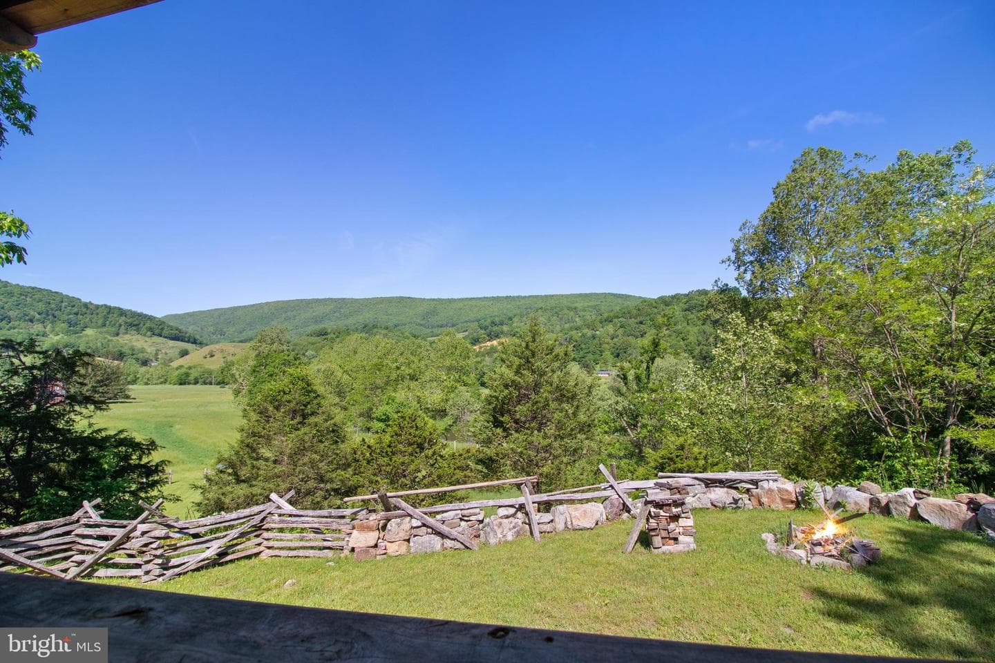 187 Leonard Lane photo 14