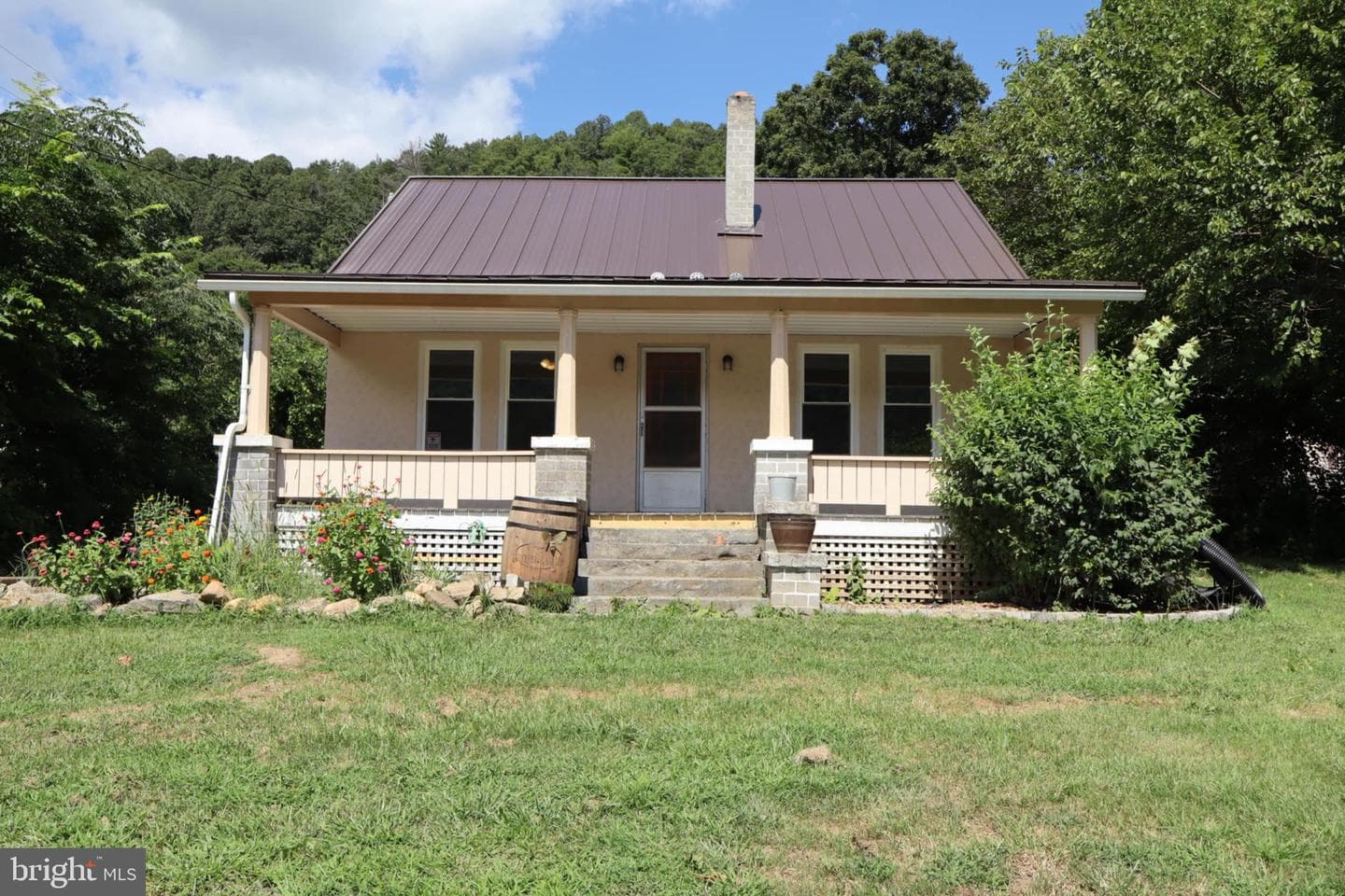 3383 Petersburg Pike photo 1