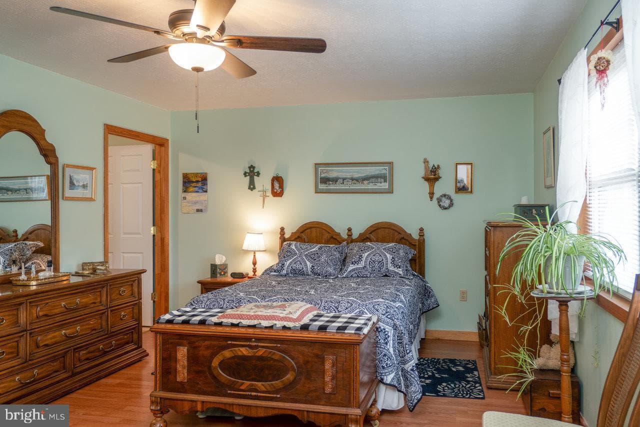 3496 Petersburg Pike photo 33