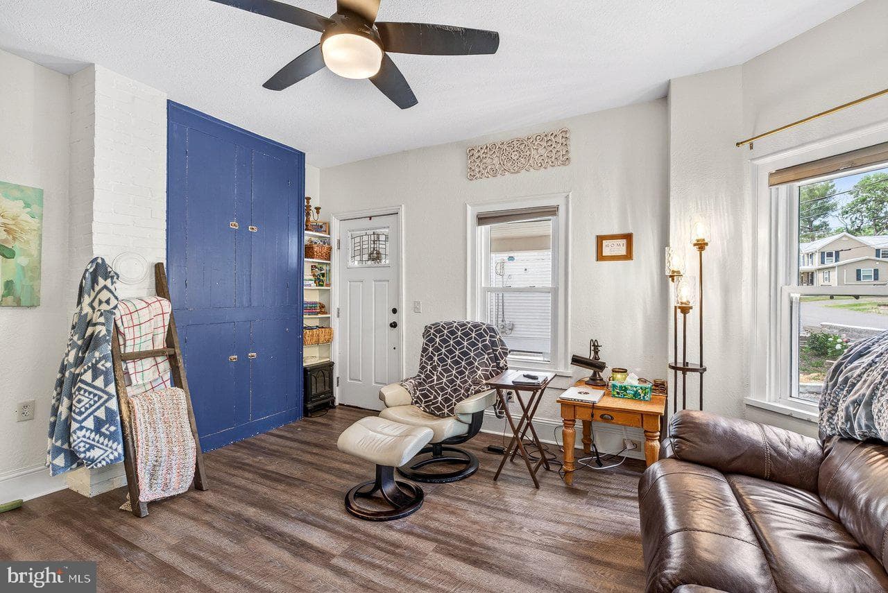 104 Dogwood Drive photo 5