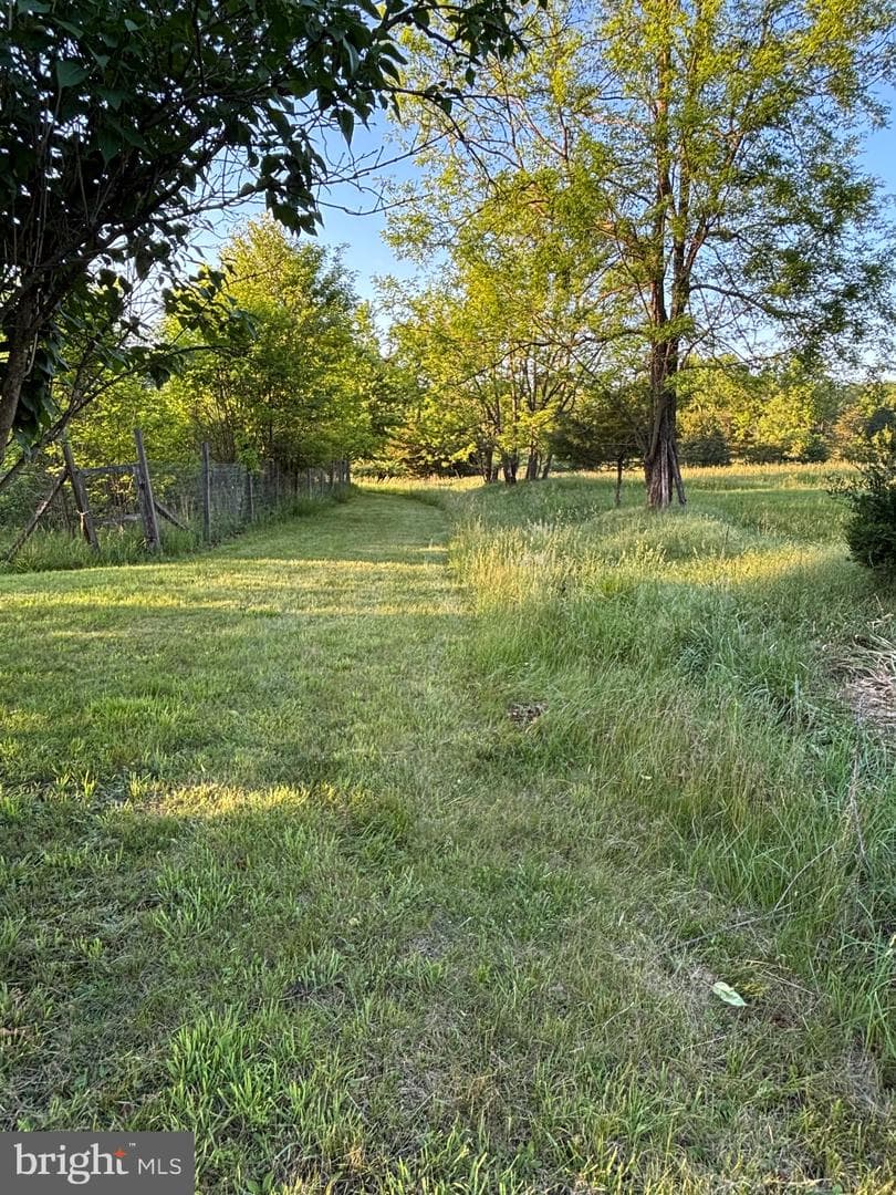 35 Bentwood Drive photo 18