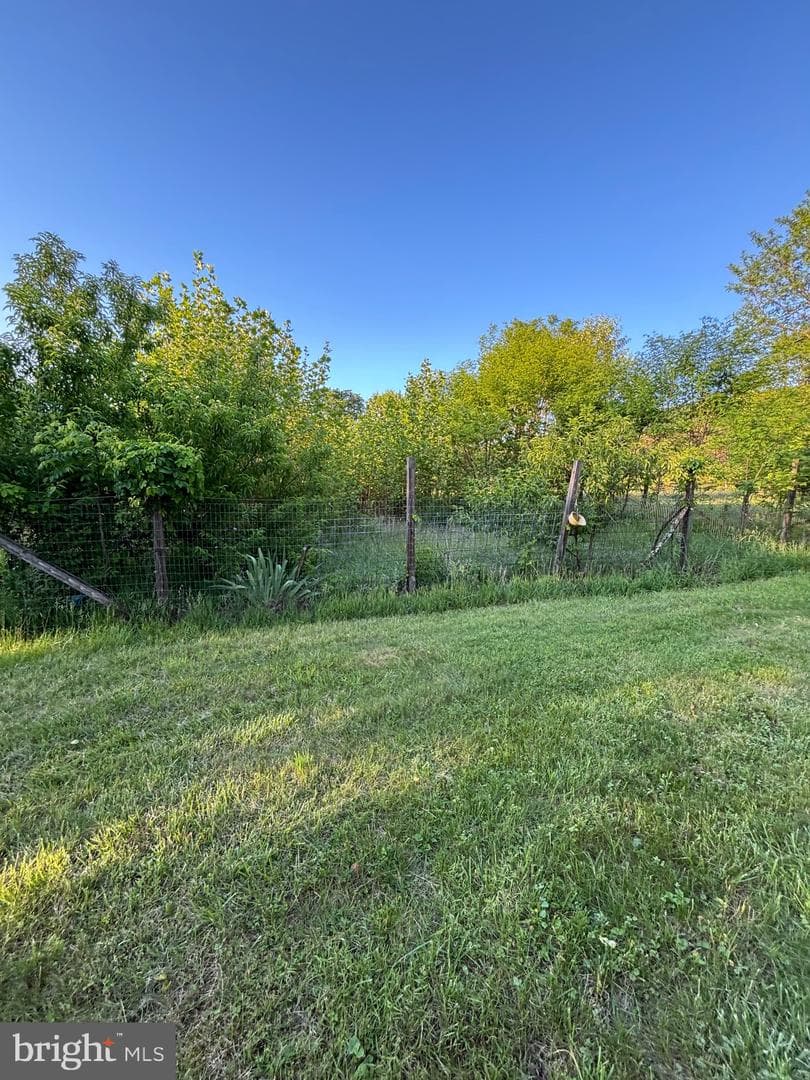 35 Bentwood Drive photo 19