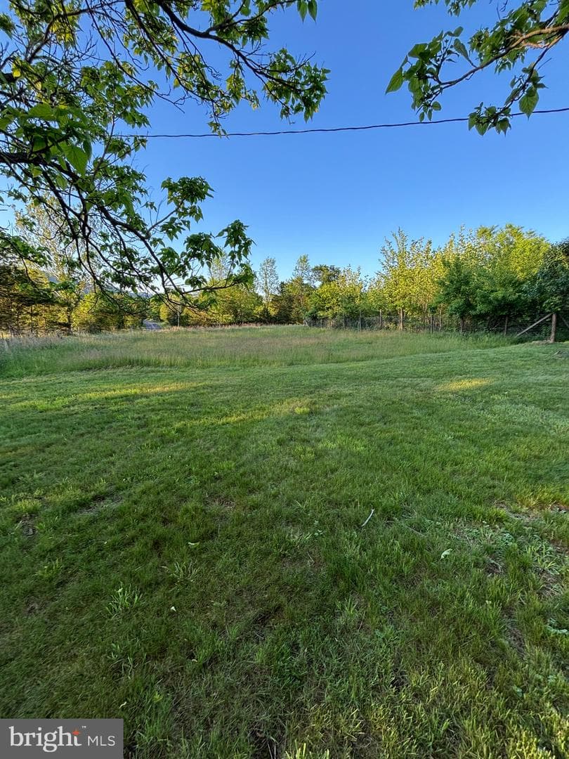 35 Bentwood Drive photo 20