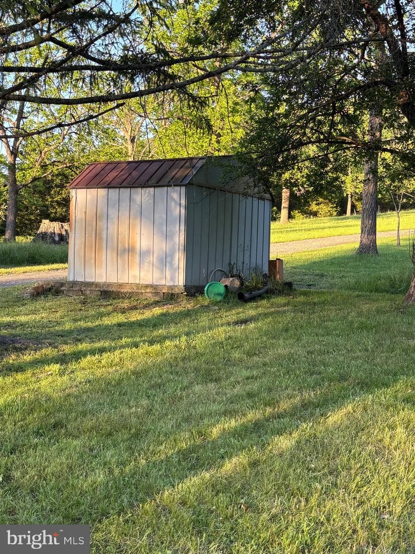 35 Bentwood Drive photo 23