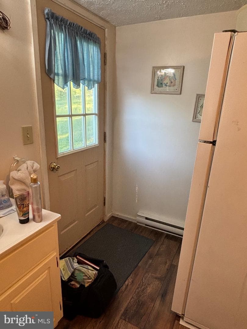 35 Bentwood Drive photo 42