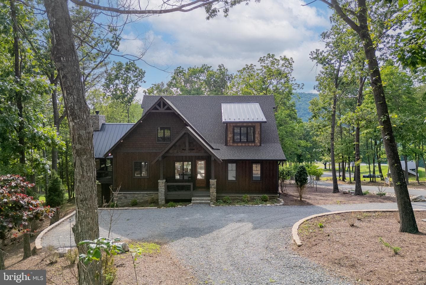 640 Golf Club Drive photo 8
