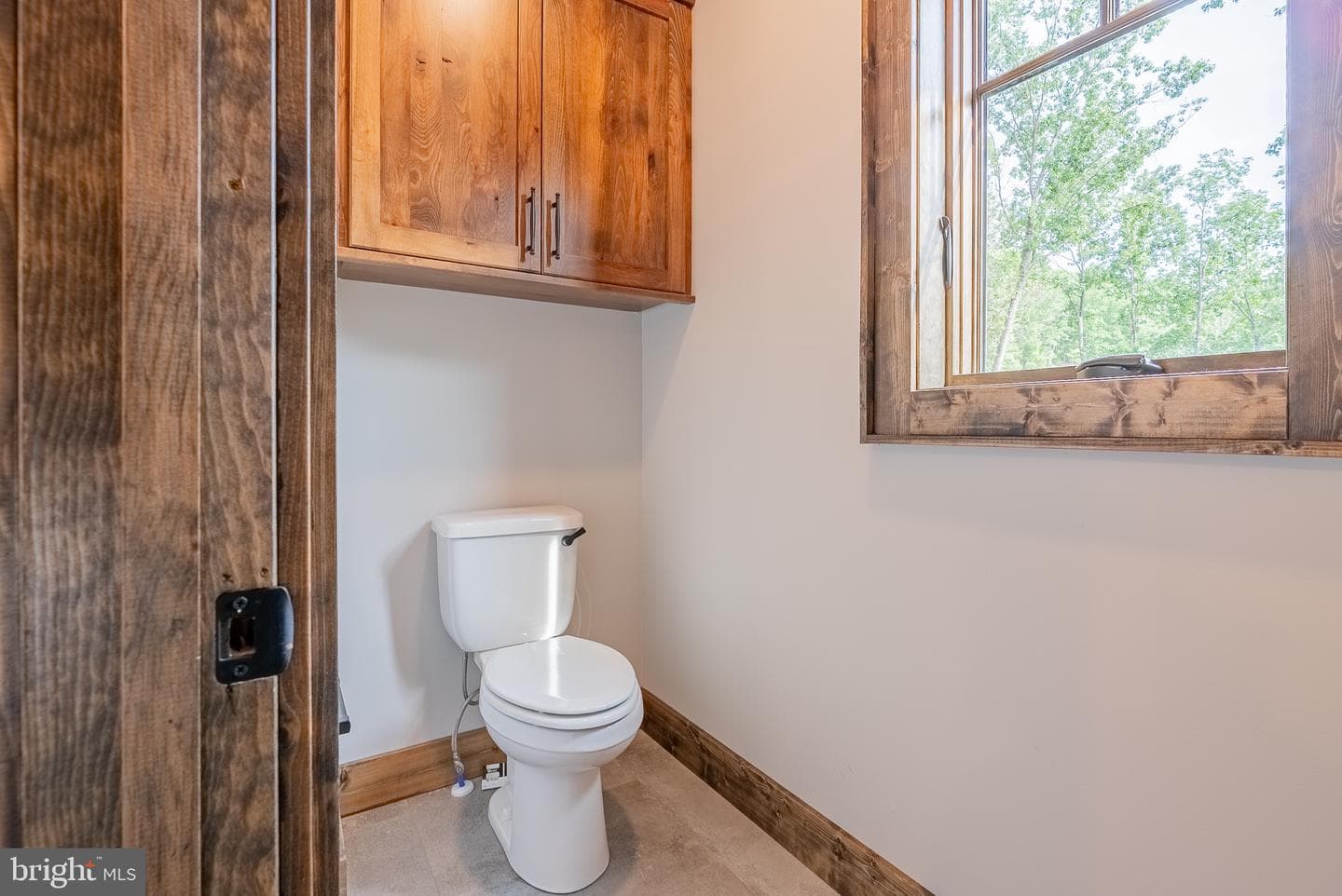 639 Golf Club Drive photo 35