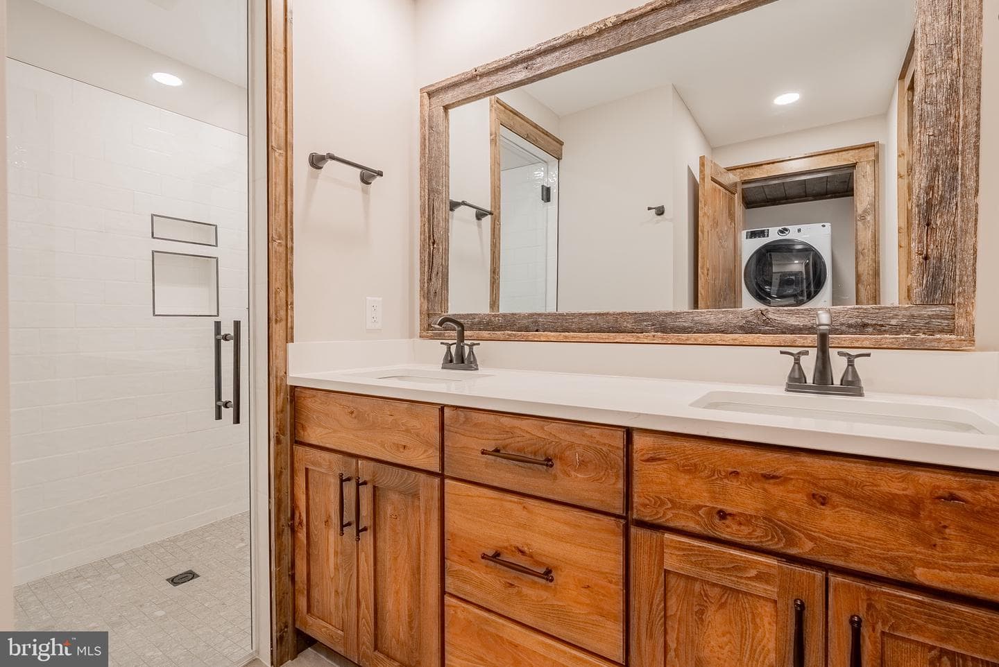 639 Golf Club Drive photo 45