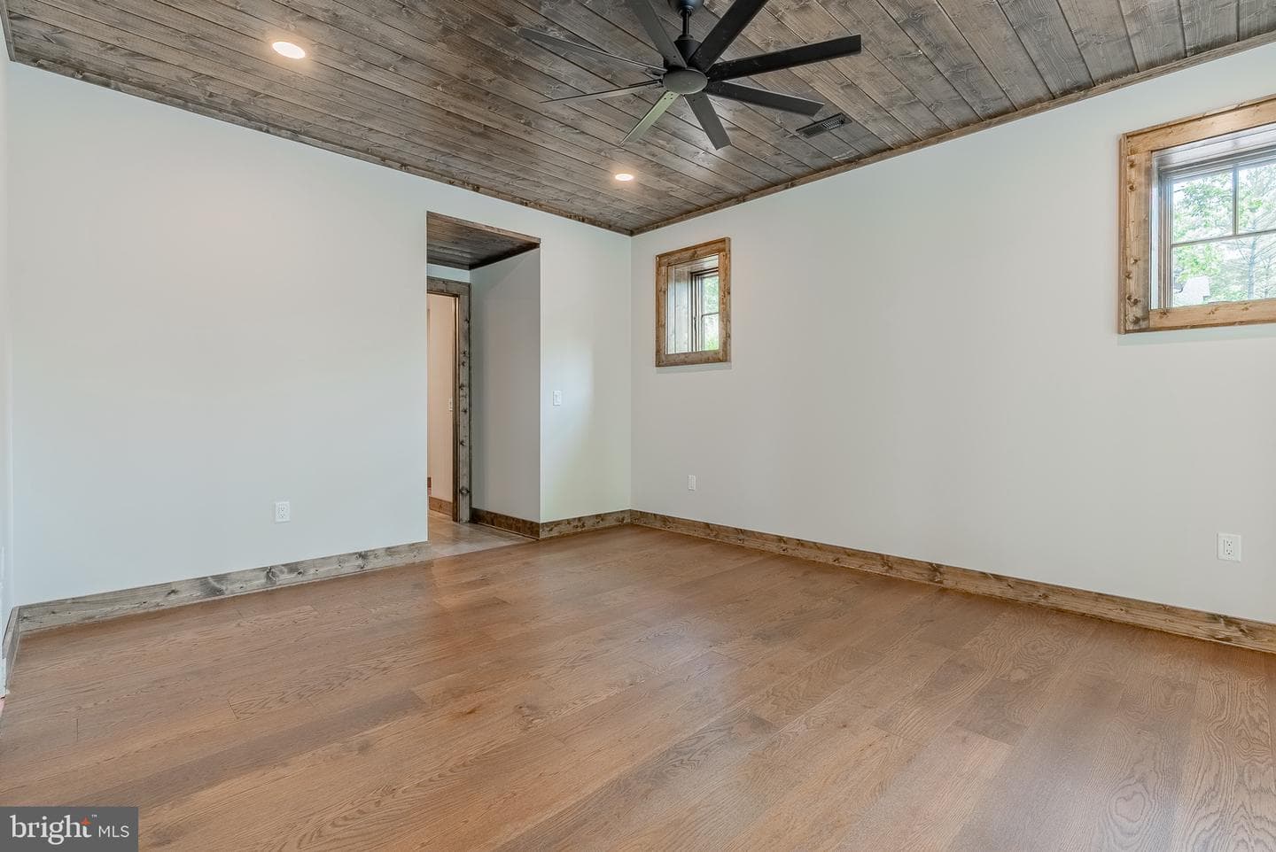 639 Golf Club Drive photo 50